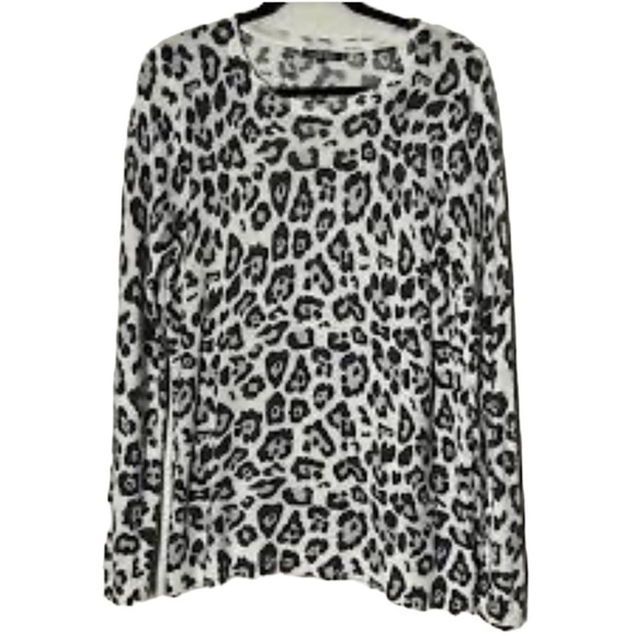 Jeanne Pierre leopard print sweater size medium - Picture 1 of 8